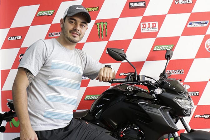 2018-Yamaha-FZ25-primeras