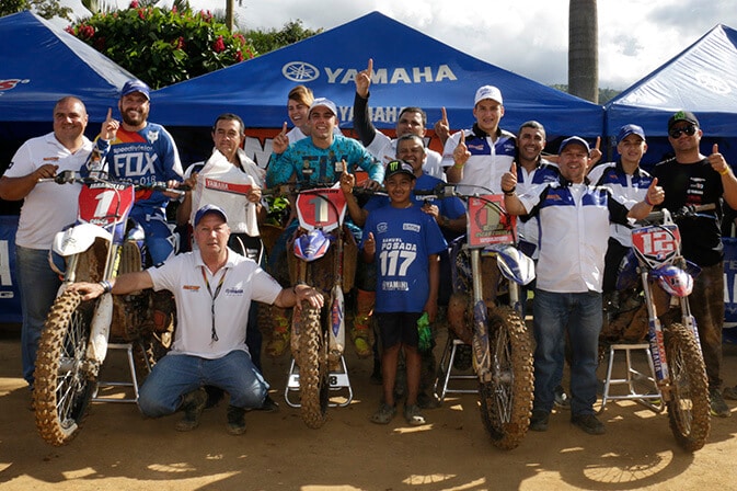 Yamaha-Motoctoss-2017_0000_Team-Yamaha
