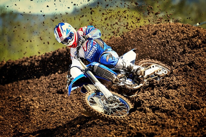 Yamaha-Resume-Col-YZ450F-4